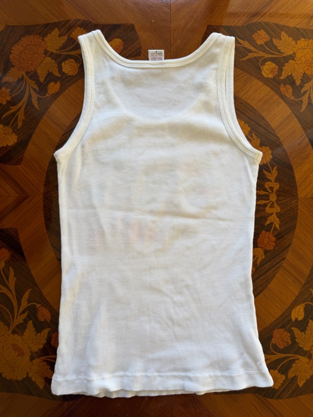 Lucky Brand White Ribbed Knit Tank with Red and Navy Tag Detail - Picture 4 of 4